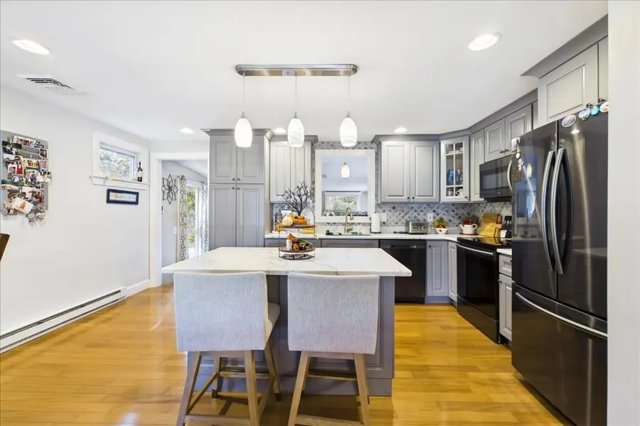 68 Old Mansion Lane, Whitman, MA 02382 - #2