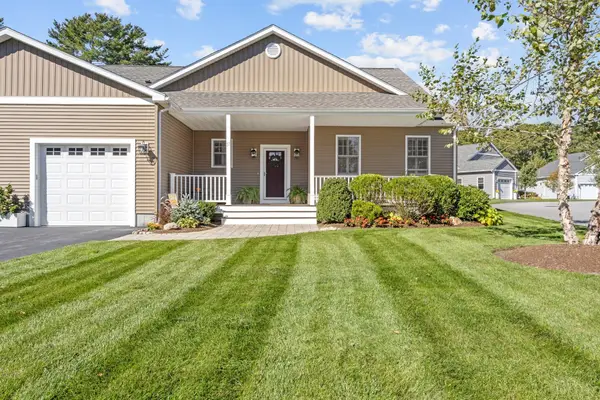 53 Bay Pointe Dr #53, Wareham, MA 02532