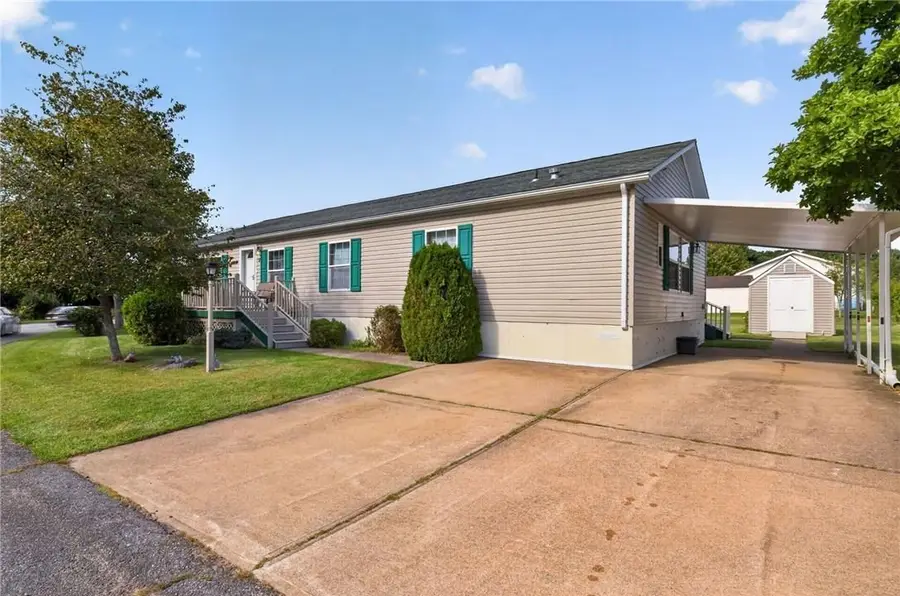 32 Red Tail Trail, Tiverton, RI 02878 - #2