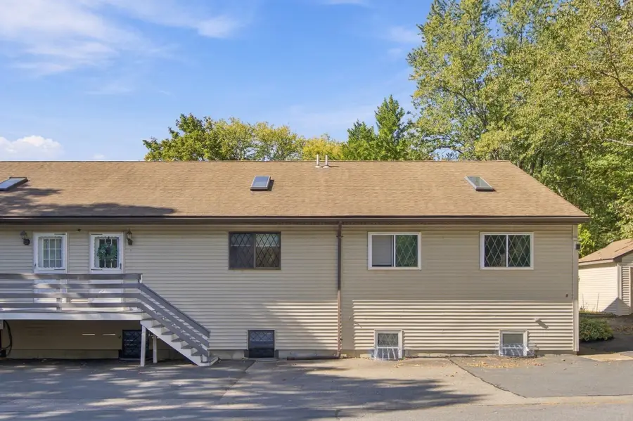 48 Lovering St #8, Medway, MA 02053 - #2