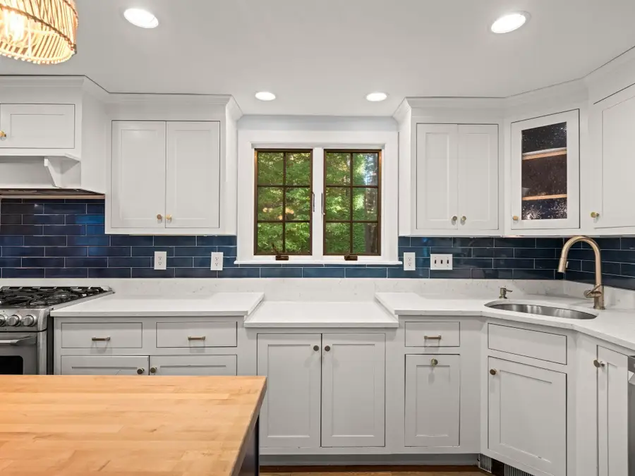 16 Agawam Road, Acton, MA 01720 - #3