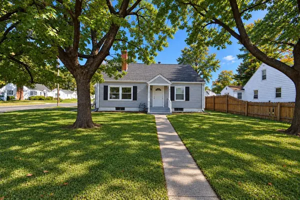 66 Curve St, Springfield, MA 01104