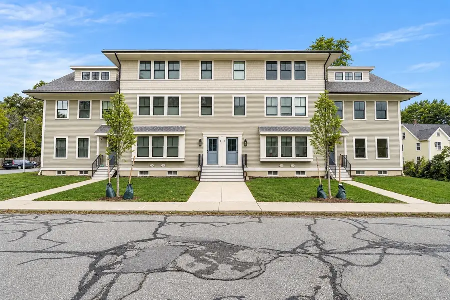 1 Broadway Ave #4, Ipswich, MA 01938 - #3