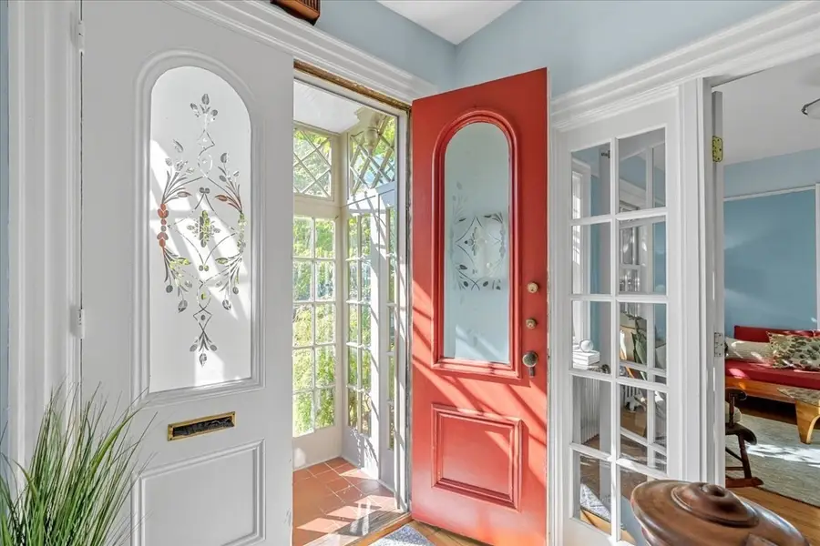 87 Rockland Place, Newton, MA 02464 - #2