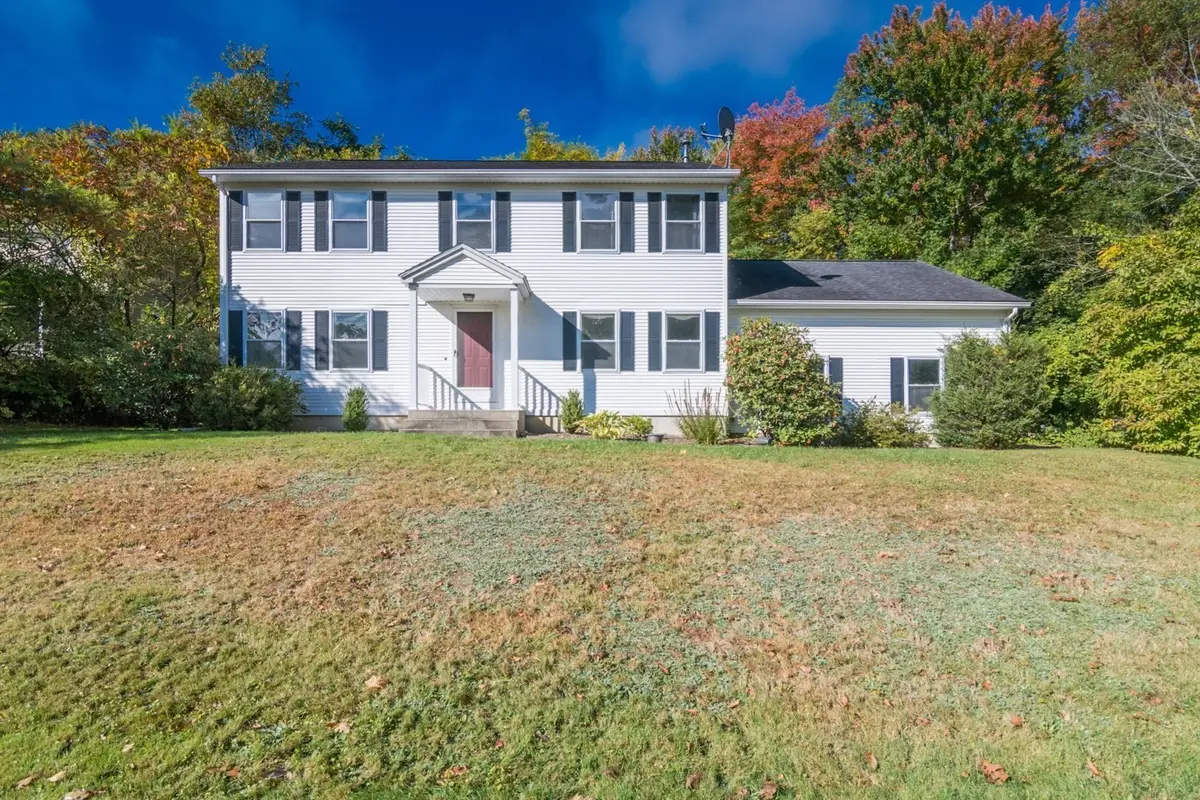 7 Emily Ln, Amherst, MA 01002 - #1
