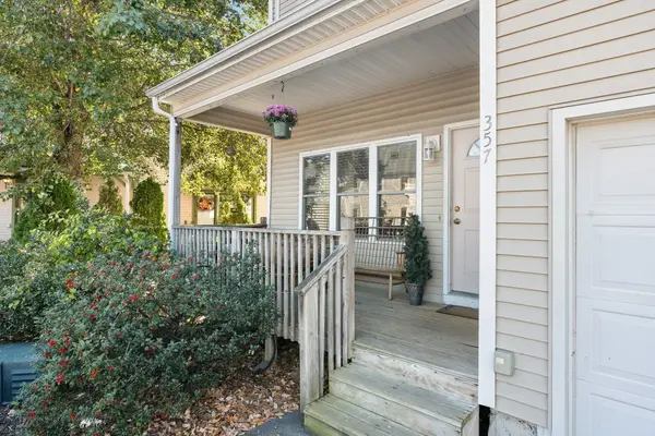 357 Litchfield St #357, Leominster, MA 01453
