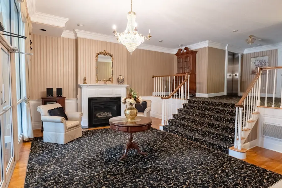 915 Hathaway Rd #205, New Bedford, MA 02740 - #2