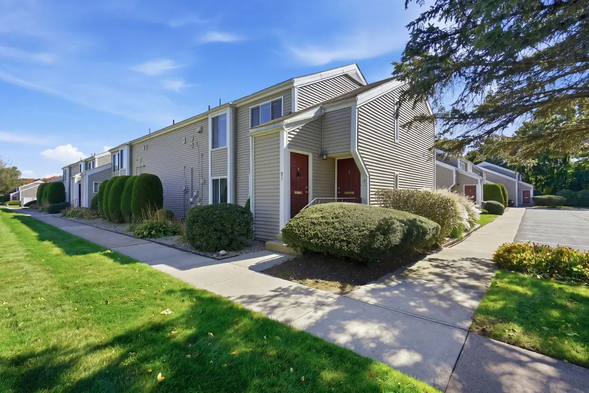 91 Nassau Drive #91, Springfield, MA 01129 - #1