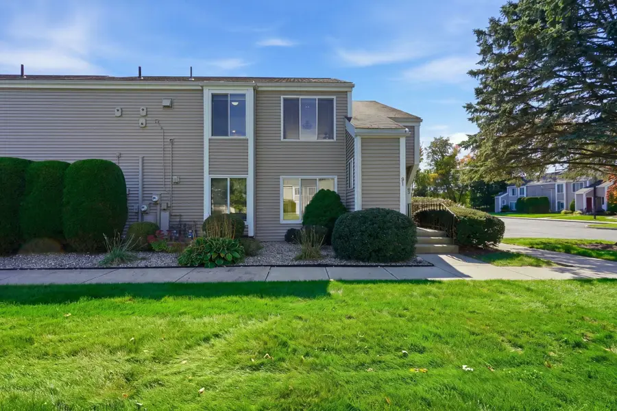 91 Nassau Drive #91, Springfield, MA 01129 - #3