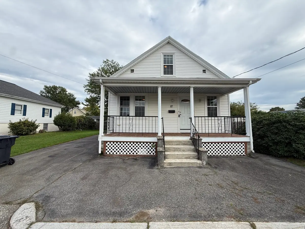 17 Raymond St, East Providence, RI 02914 - #1