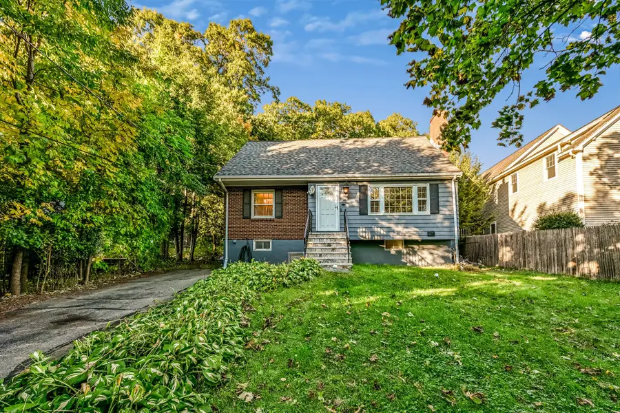 26 Brookside Ave, Lexington, MA 02421 - #2