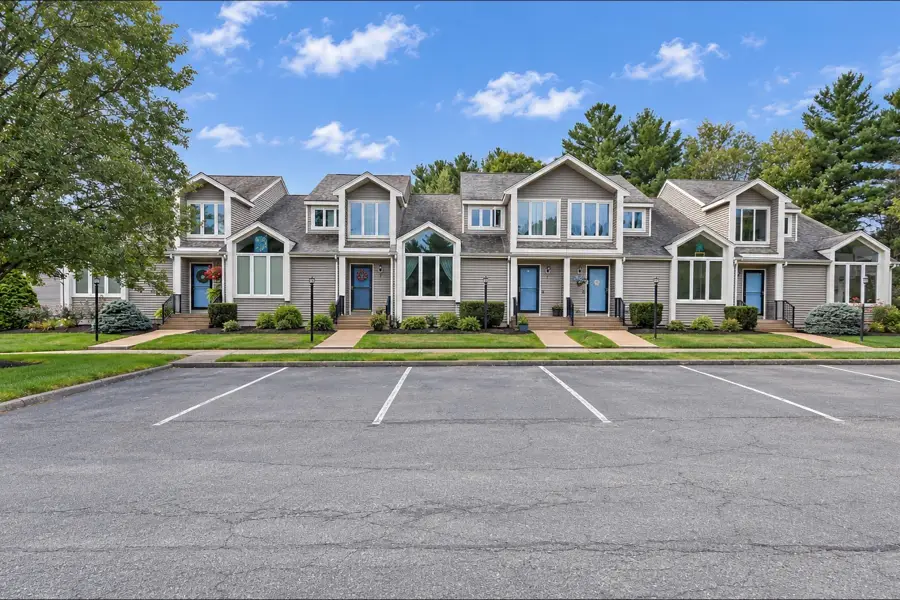 340 Centre #8, Rockland, MA 02370 - #2
