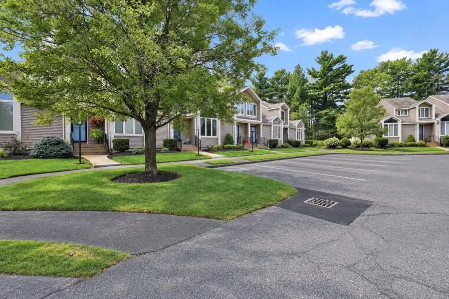 340 Centre #8, Rockland, MA 02370 - #3