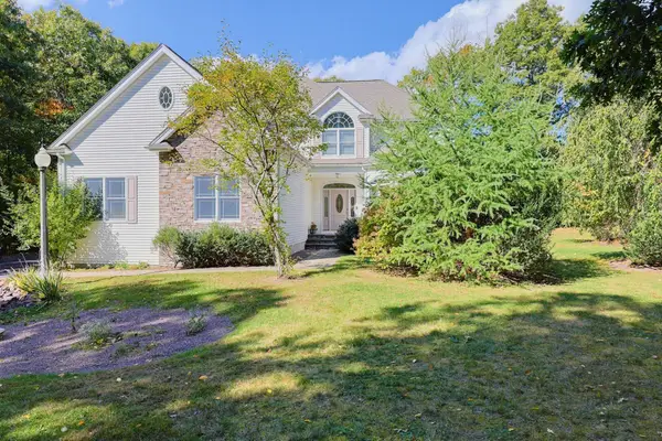 428 Elmwood St, North Attleboro, MA 02760