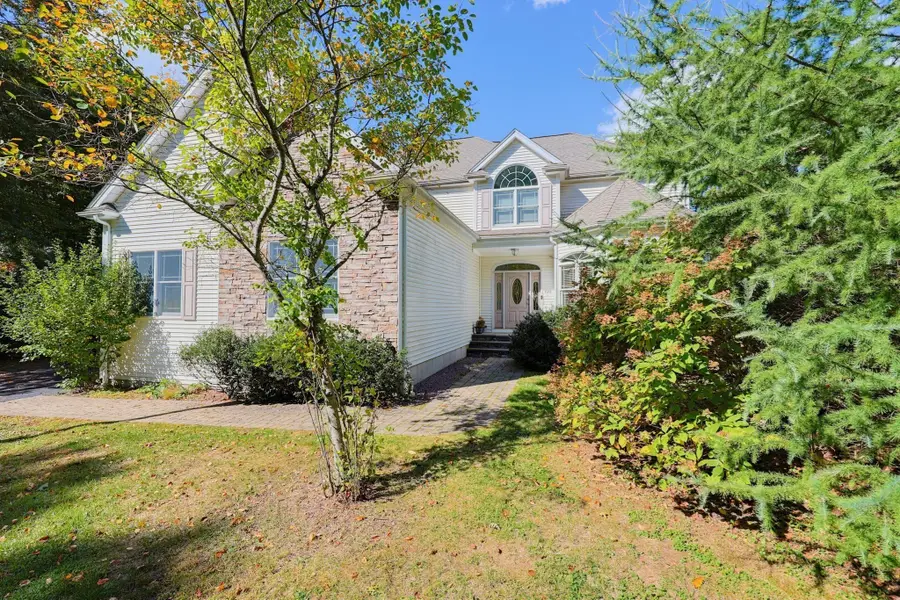 428 Elmwood St, North Attleboro, MA 02760 - #2
