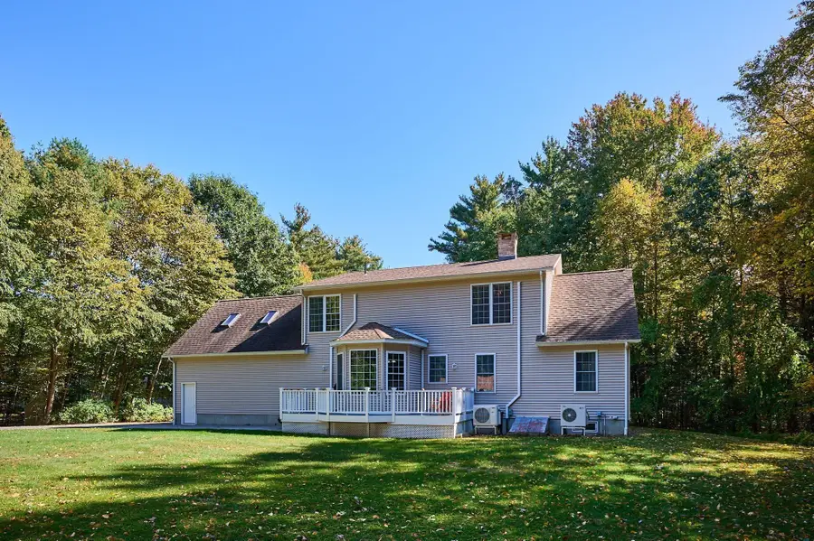 141 Pomeroy Meadow Road, Southampton, MA 01073 - #3