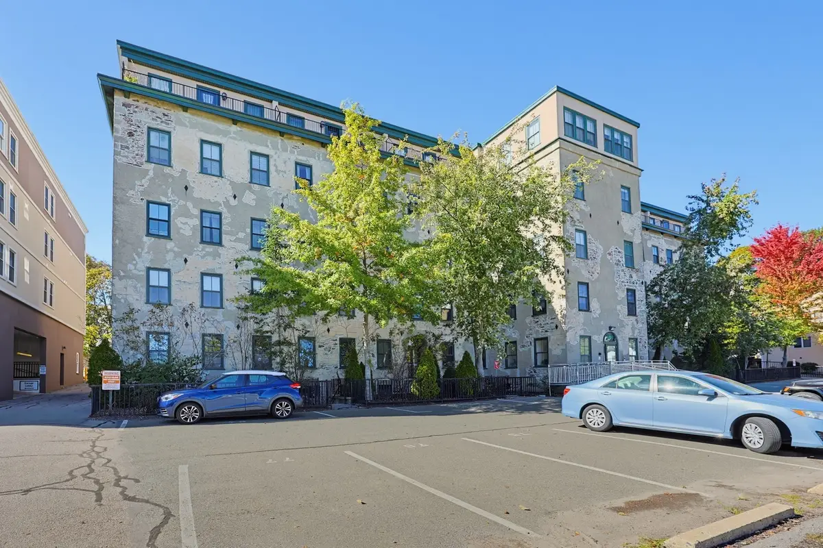 426 Mt. Hope #305, North Attleboro, MA 02760 - #1