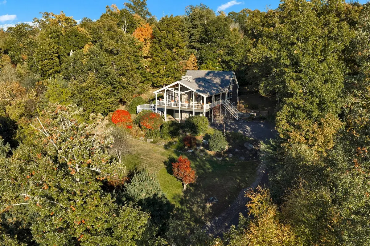 42 Streeter Rd, Sturbridge, MA 01518 - #1