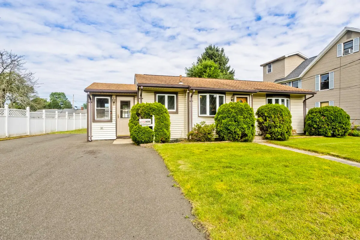 956 Granby Rd, Chicopee, MA 01020 - #1