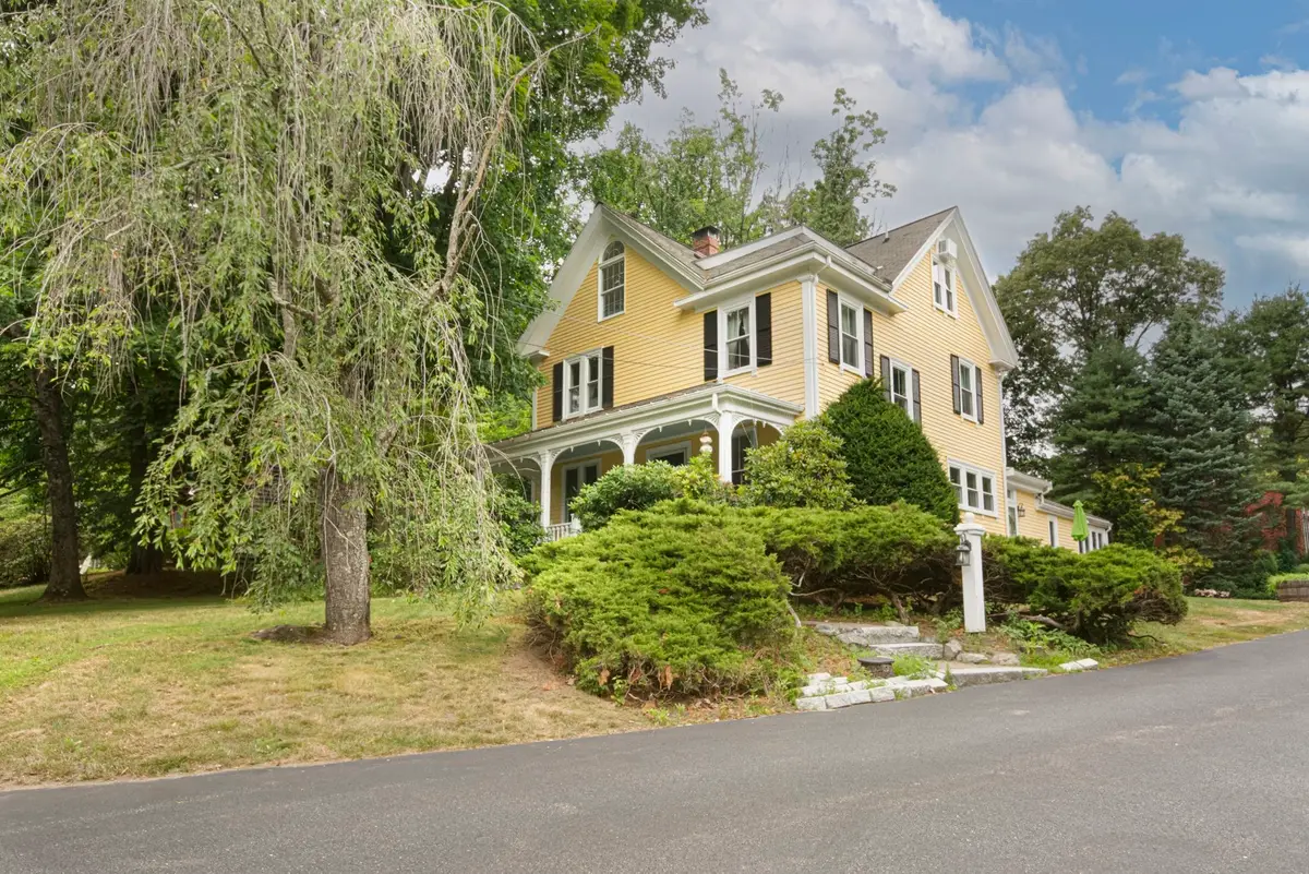 26 Millbrook Rd, Wayland, MA 01778 - #1