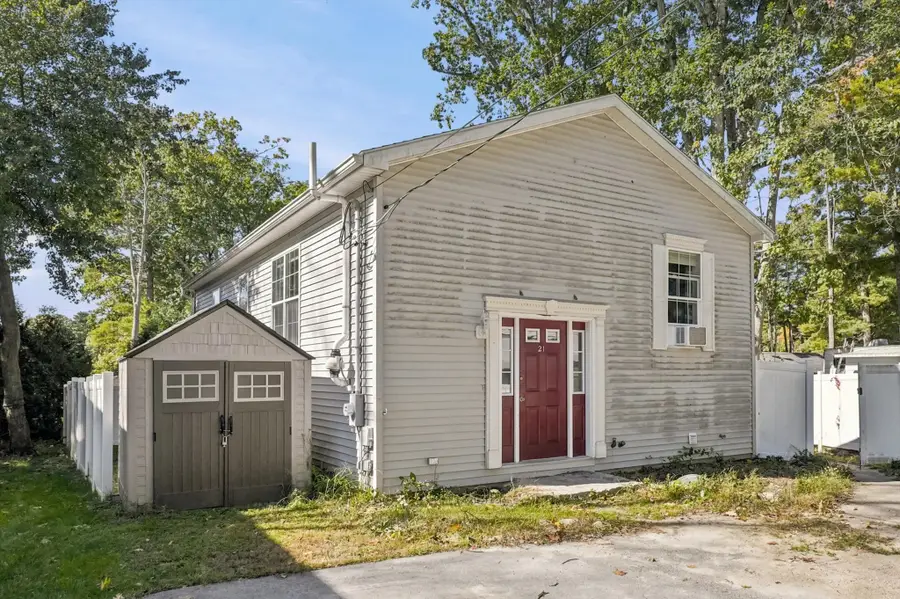 21 Browns Brook Rd, Webster, MA 01570 - #3
