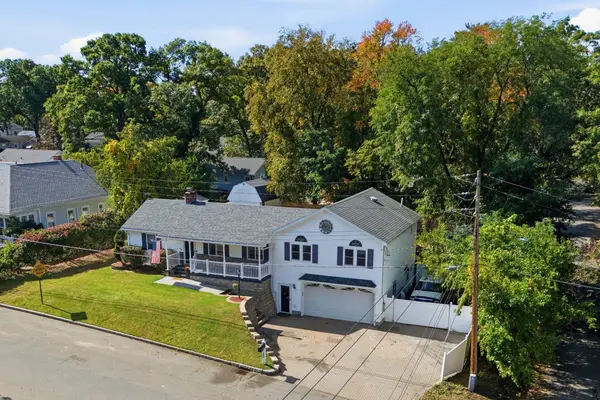 66 Barrison St, Springfield, MA 01109