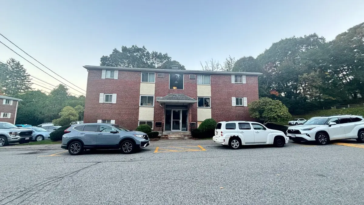192 Bolton St #8, Marlborough, MA 01752 - #1