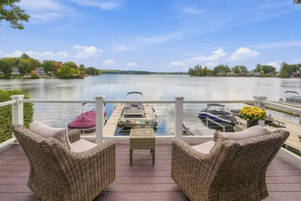 93 Birch Island Rd, Webster, MA 01570