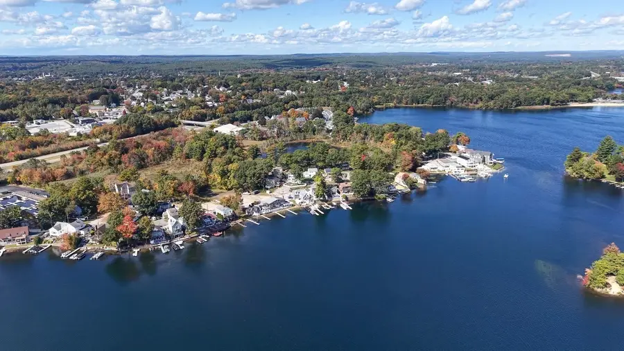 93 Birch Island Rd, Webster, MA 01570 - #3