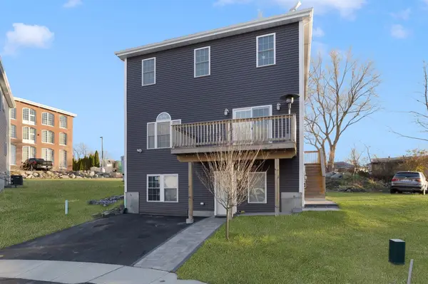 5 Vista Way, Fall River, MA 02724