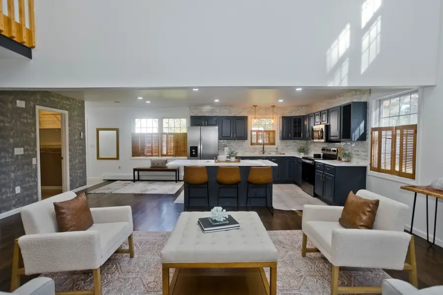16 Poole Rd, Belchertown, MA 01007 - #3