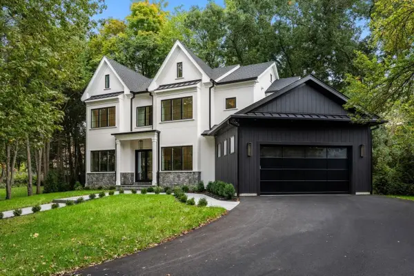 11 Amy Circle, Newton, MA 02468