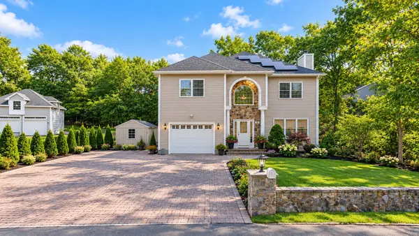 33 Woodland Ave, Saugus, MA 01906
