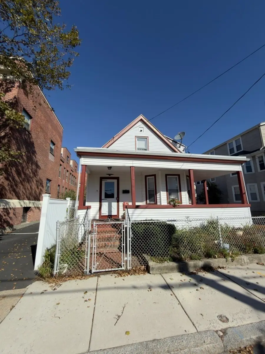 14 Irwin St, Winthrop, MA 02152 - #3