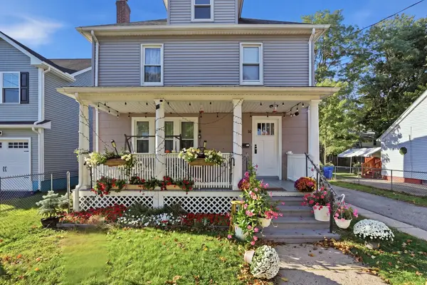 10 Wilber St, Springfield, MA 01104
