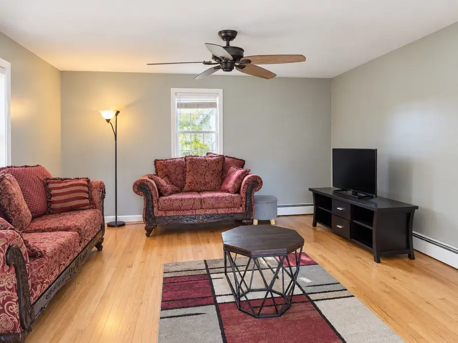 32 Heroult Rd, Worcester, MA 01606 - #2