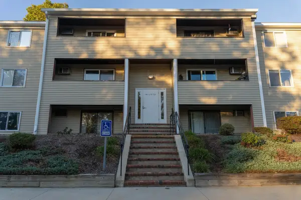 129 Quaker Hwy #22A, Uxbridge, MA 01569