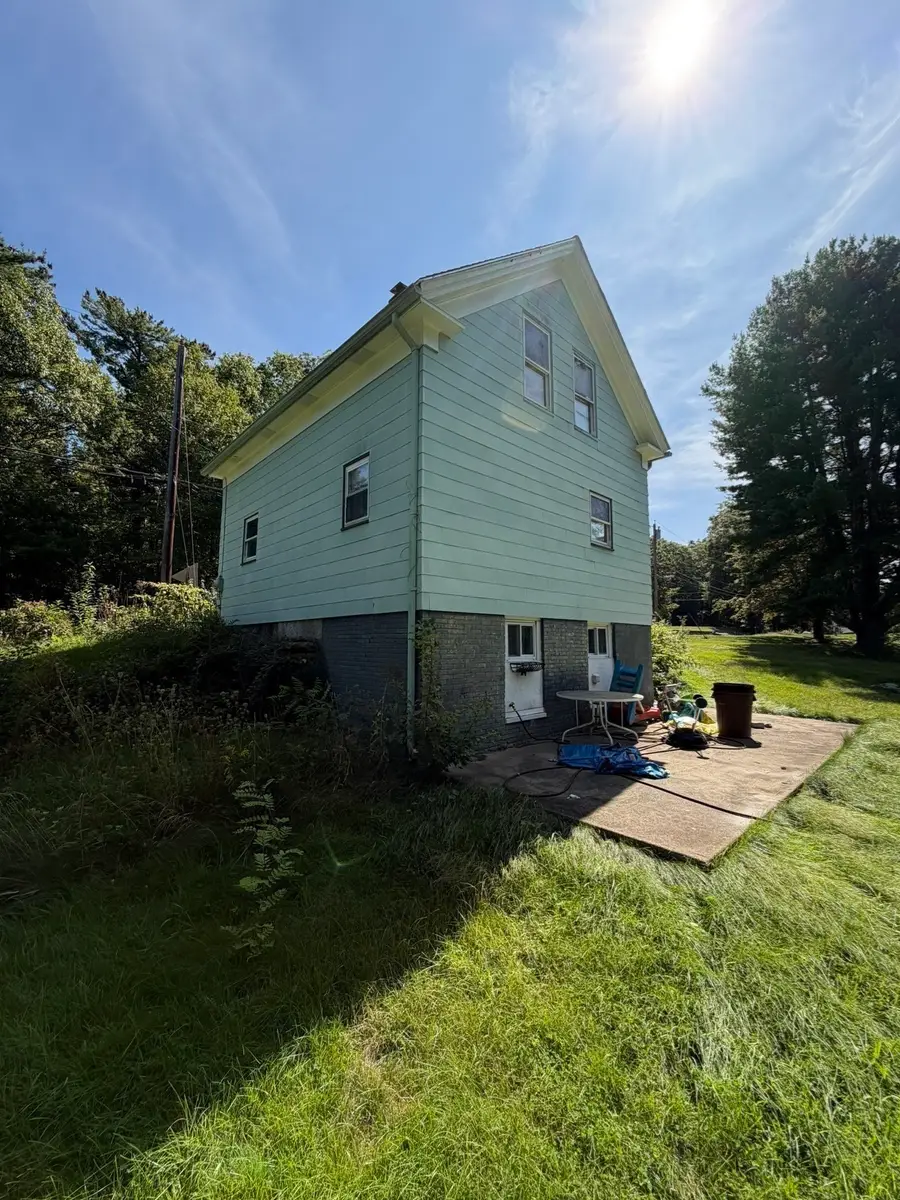 55 Greene St, Hopedale, MA 01747 - #3