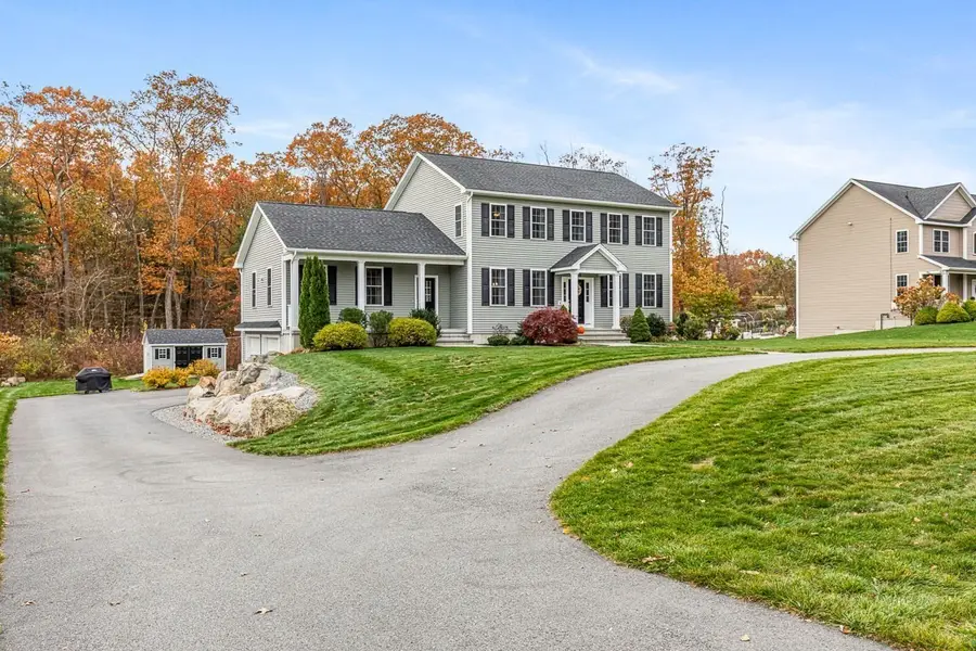 705 County St, Seekonk, MA 02771 - #2