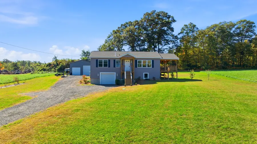 362 Hadley St, South Hadley, MA 01075 - #2