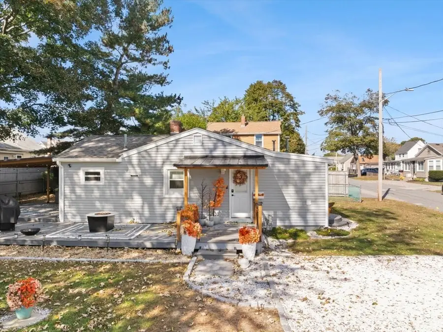 37 Sidney Ave, Swansea, MA 02777 - #2