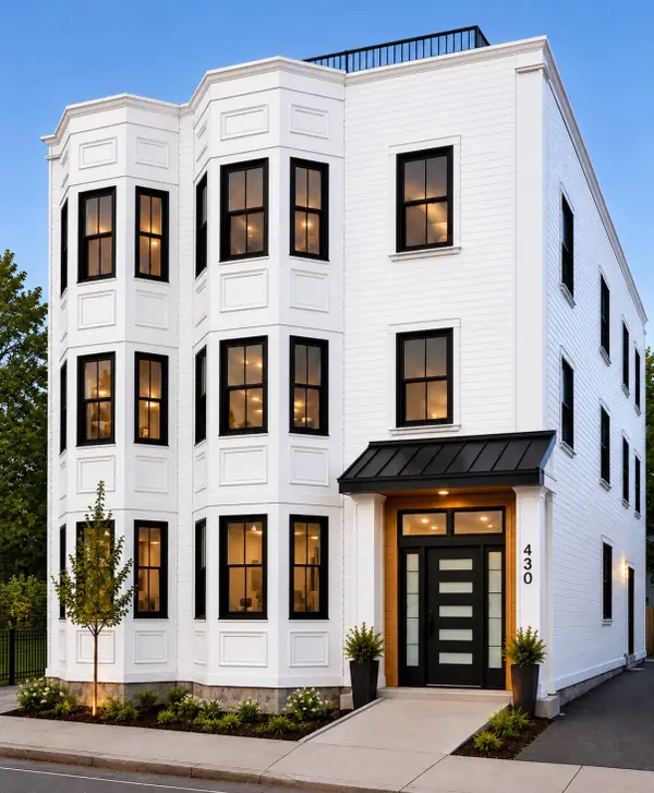 430 Frankfort St #2, Boston, MA 02128