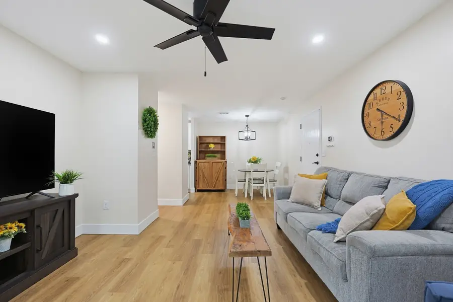 811 Franklin Crossing Rd #811, Franklin, MA 02038 - #2