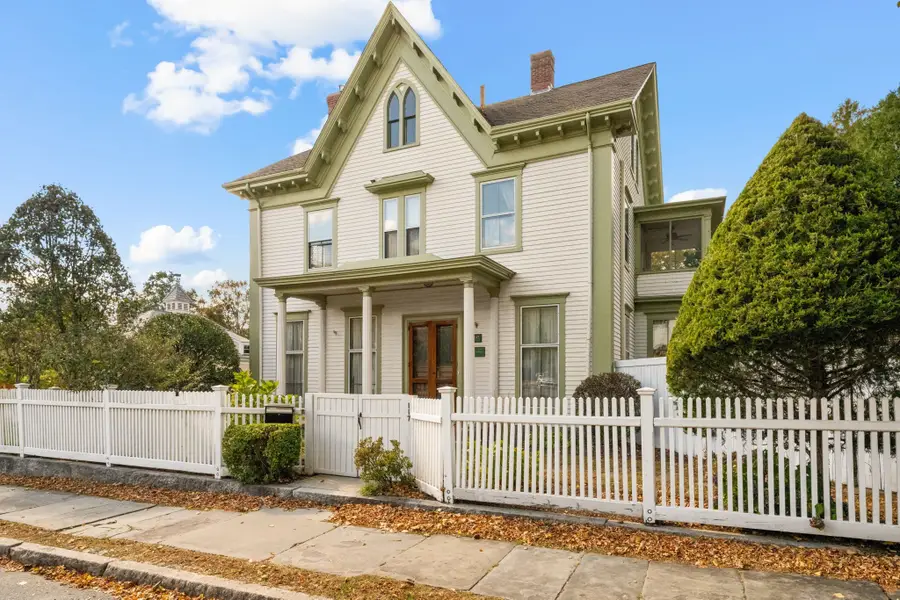 117 Cottage St, New Bedford, MA 02740 - #2