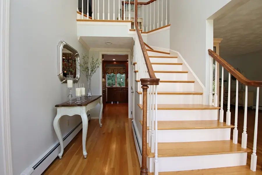 33 Sanders Drive, Saugus, MA 01906 - #3