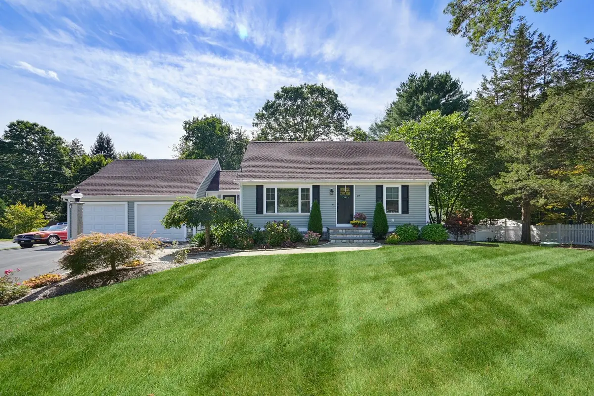 19 Walnut Street, Rehoboth, MA 02769 - #1