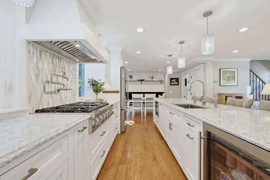 19 Walnut Street, Rehoboth, MA 02769 - #3