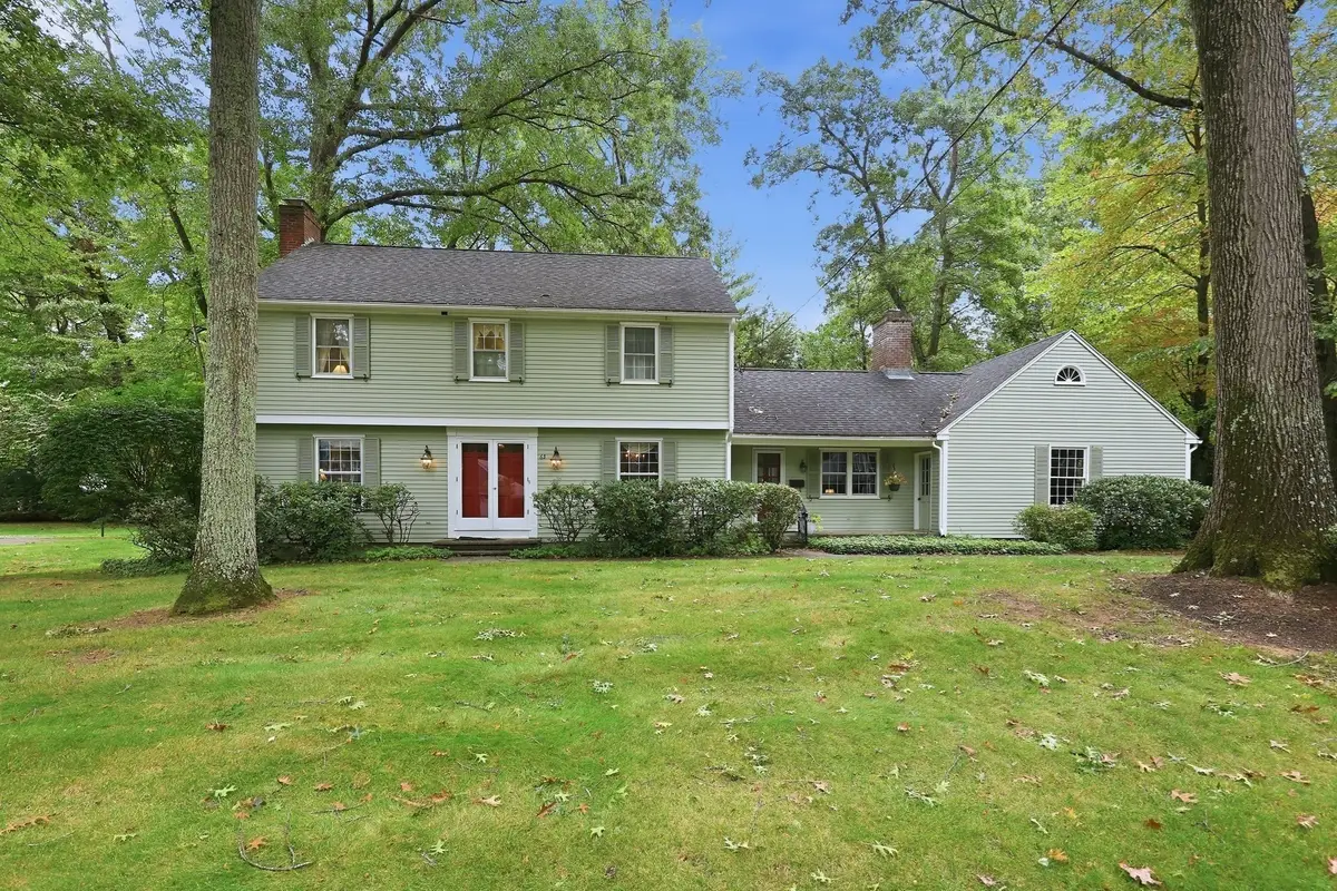 61 Wild Grove Lane, Longmeadow, MA 01106 - #1