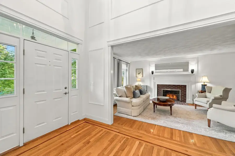 37 Chestnut Street, North Andover, MA 01845 - #3