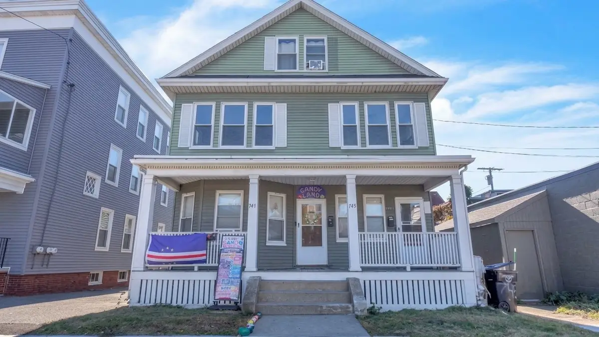 745/ 747 Mount Auburn St, Watertown, MA 02472 - #1